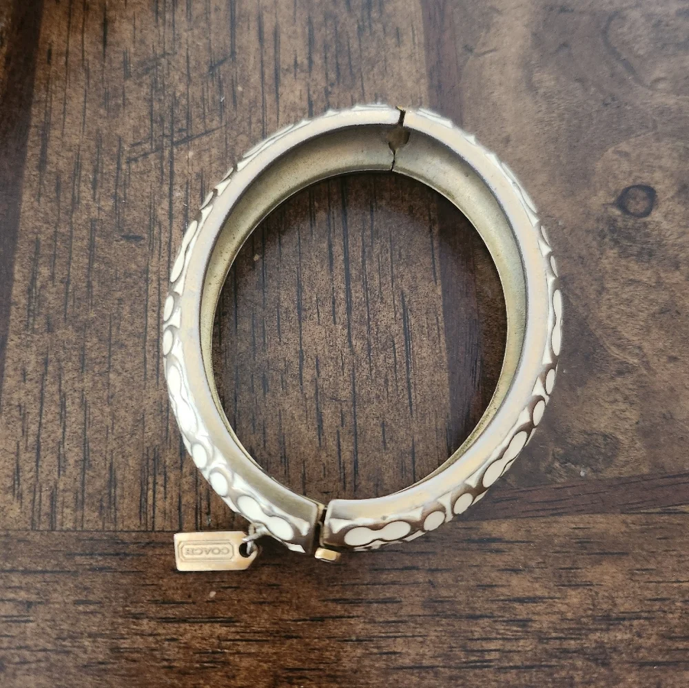 Coach Signature bangle bracelet - Picture 2 of 5